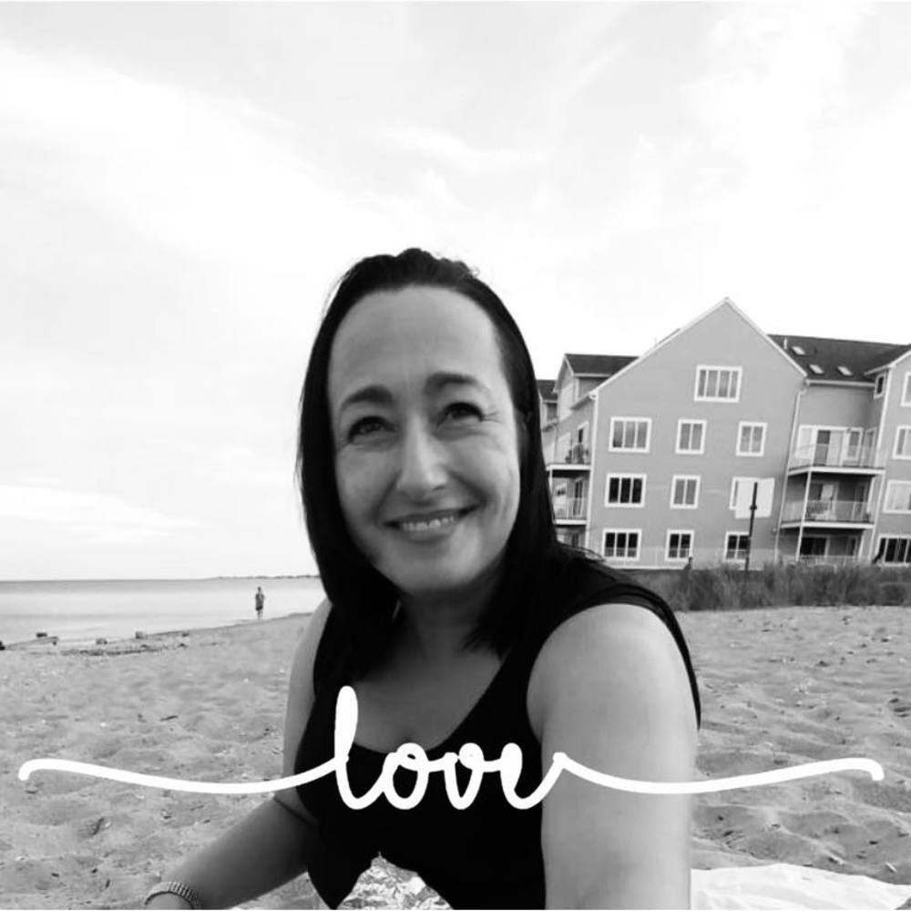 Meet your Posher, Joy